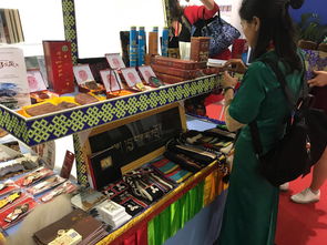 我區在首屆中國特色旅游商品大賽中喜獲佳績，工藝美術品及禮儀用品銷售前景廣闊